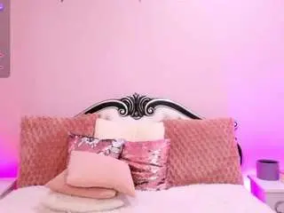 Foxyserenax  live sex cam