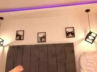 Ivynaugthyqueen  live sex cam