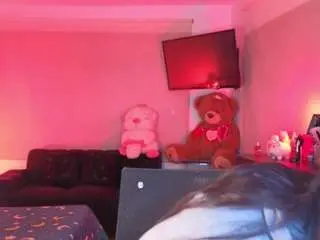 Ivynaugthyqueen  live sex cam