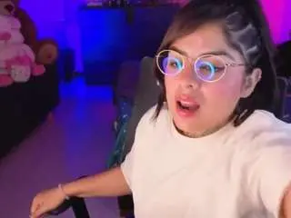 Ivynaugthyqueen  live sex cam