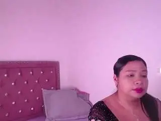 Miafuegolatino  live sex cam