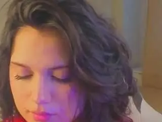 Vivien-ross  live sex cam