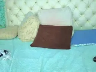 Malia-fooxx  live sex cam