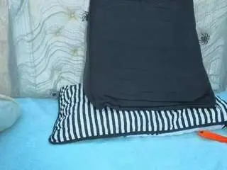 Malia-fooxx  live sex cam
