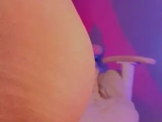 Sharonboone  live sex cam