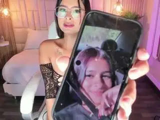 Dulcegreem  live sex cam