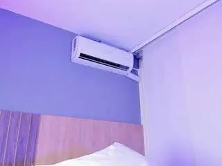 Hannnasmith  live sex cam