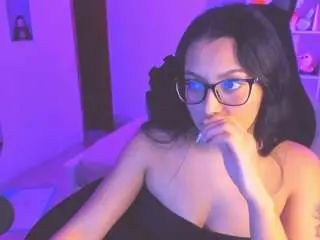 Soyliliclerk  live sex cam