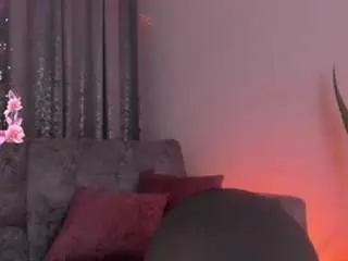 Vaiolet-hot  live sex cam