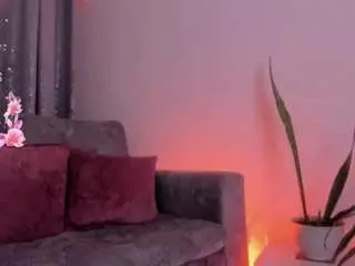Vaiolet-hot  live sex cam