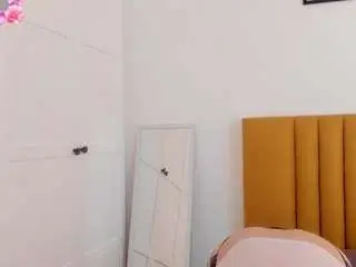 Val-ri3ss  live sex cam