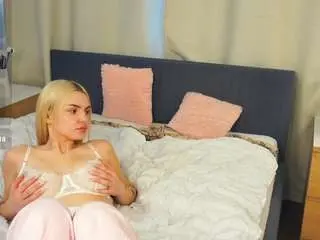 Denesejirik  live sex cam