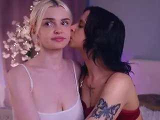 Denesejirik  live sex cam