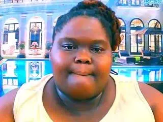 Ebonyhotbuns  live sex cam