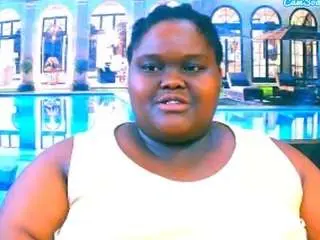 Ebonyhotbuns  live sex cam