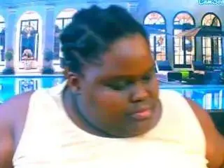 Ebonyhotbuns  live sex cam