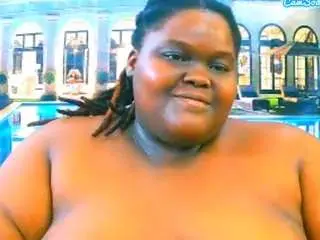 Ebonyhotbuns  live sex cam