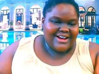 Ebonyhotbuns  live sex cam