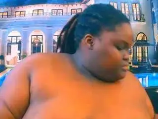 Ebonyhotbuns  live sex cam