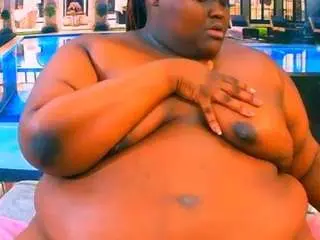 Ebonyhotbuns  live sex cam