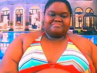 Ebonyhotbuns  live sex cam