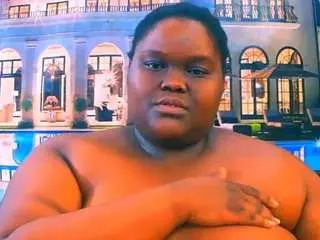 Ebonyhotbuns  live sex cam