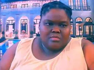 Ebonyhotbuns  live sex cam