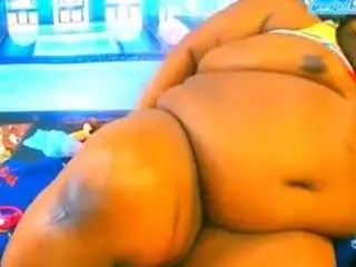 Ebonyhotbuns  live sex cam