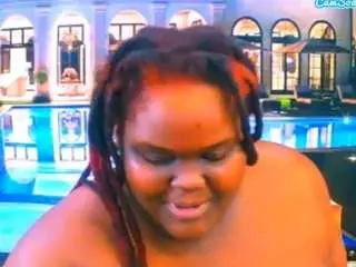 Ebonyhotbuns  live sex cam