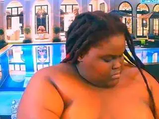 Ebonyhotbuns  live sex cam
