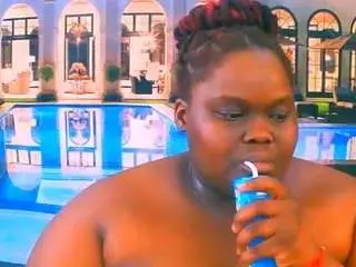 Ebonyhotbuns  live sex cam