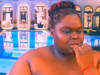 Ebonyhotbuns  live sex cam