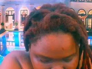 Ebonyhotbuns  live sex cam