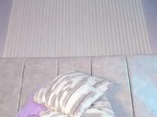 Hannadanniels  live sex cam