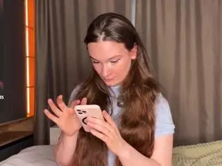 Ollylaast  live sex cam