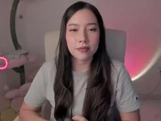 Bubble-gum  live sex cam