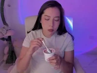 Bubble-gum  live sex cam