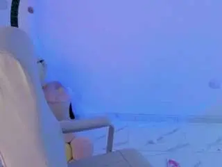 Bubble-gum  live sex cam