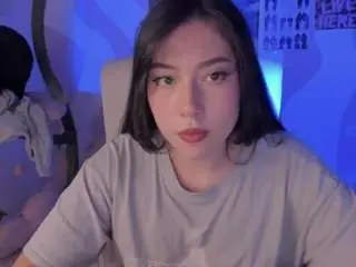 Bubble-gum  live sex cam