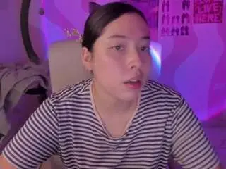 Bubble-gum  live sex cam