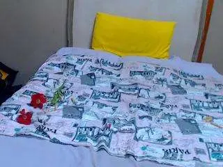 Darksweetrose  live sex cam