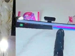 Keilyfunny3  live sex cam