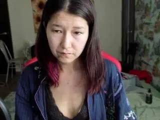 Leylla13  live sex cam