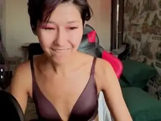 Leylla13  live sex cam