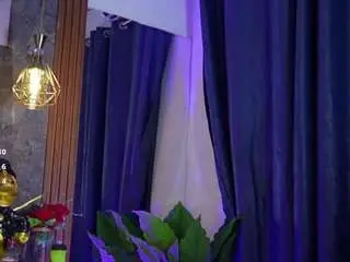 Skinnylittlemilff  live sex cam