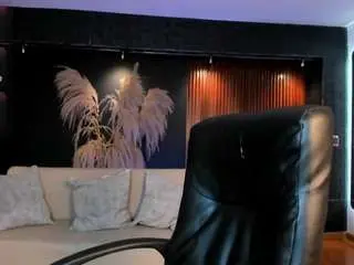 Sofi-backer  live sex cam