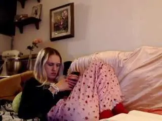 Softest-girl  live sex cam