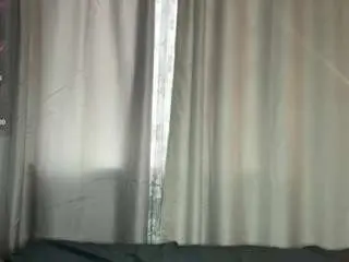 Trinasmathers  live sex cam