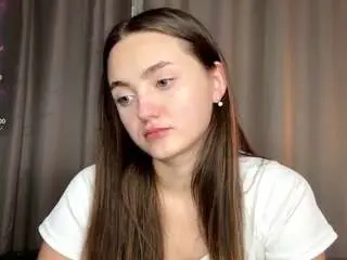 Trinasmathers  live sex cam