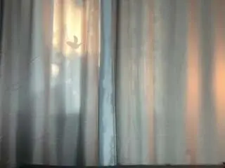 Trinasmathers  live sex cam